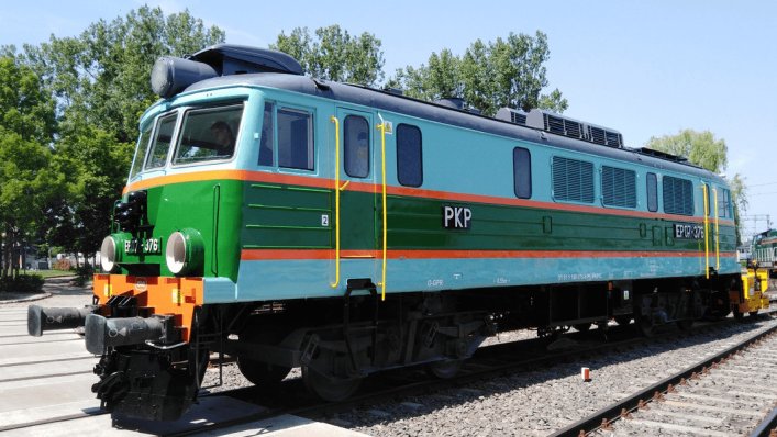 PKP Intercity zmienia barwę lokomotyw