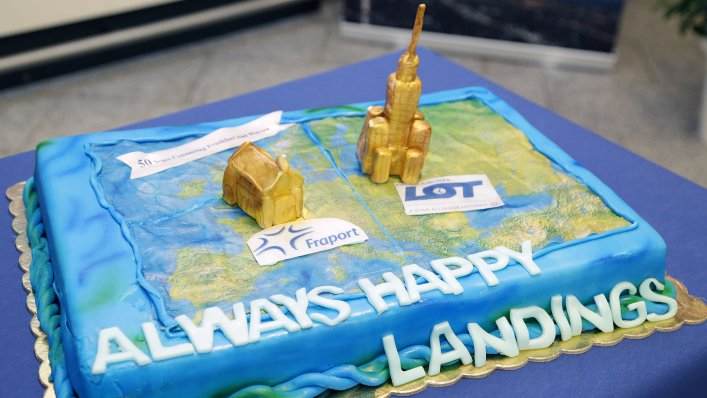 Polskie Linie Lotnicze LOT świętuje 50 lat rejsów Warszawa-Frankfurt !
