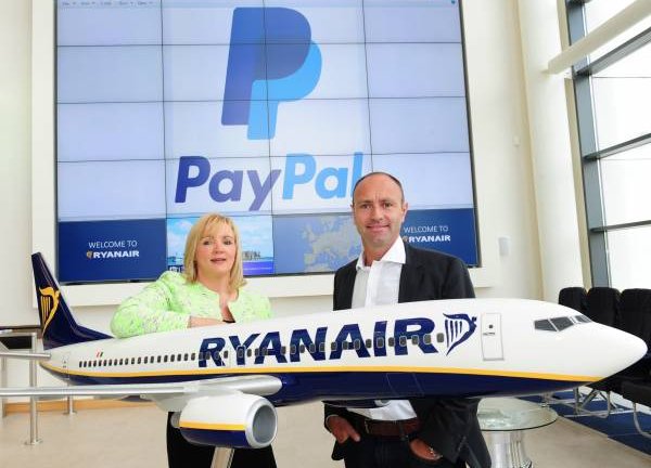 Ryanair - za bilety zapłacimy PayPalem