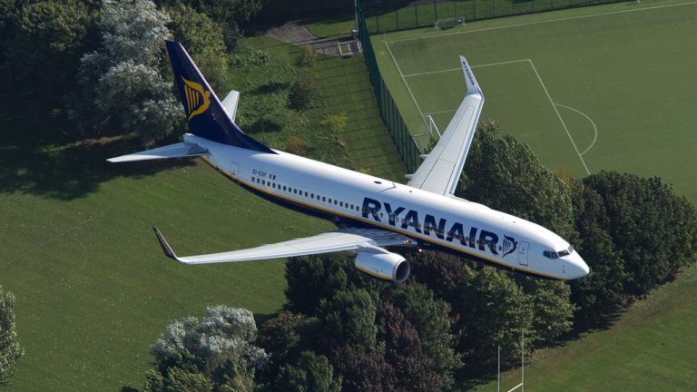 Sprawdź jaka była emisja CO2 przez Ryanair w czerwcu!