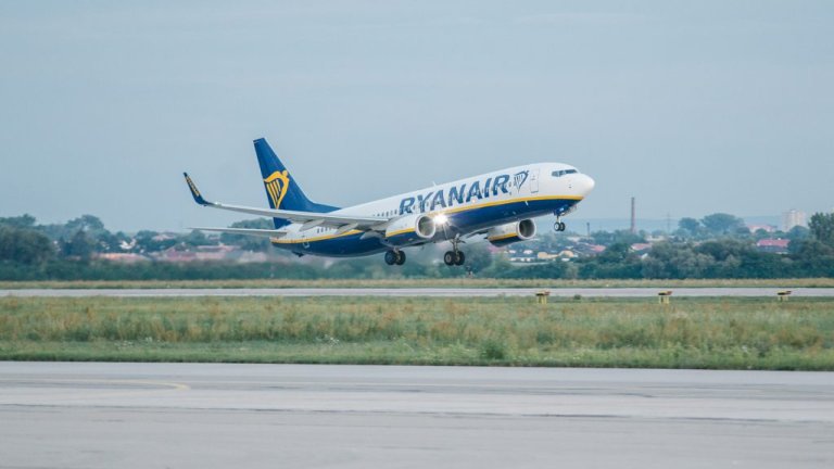 Włoscy piloci Ryanair wybierają układ zbiorowy